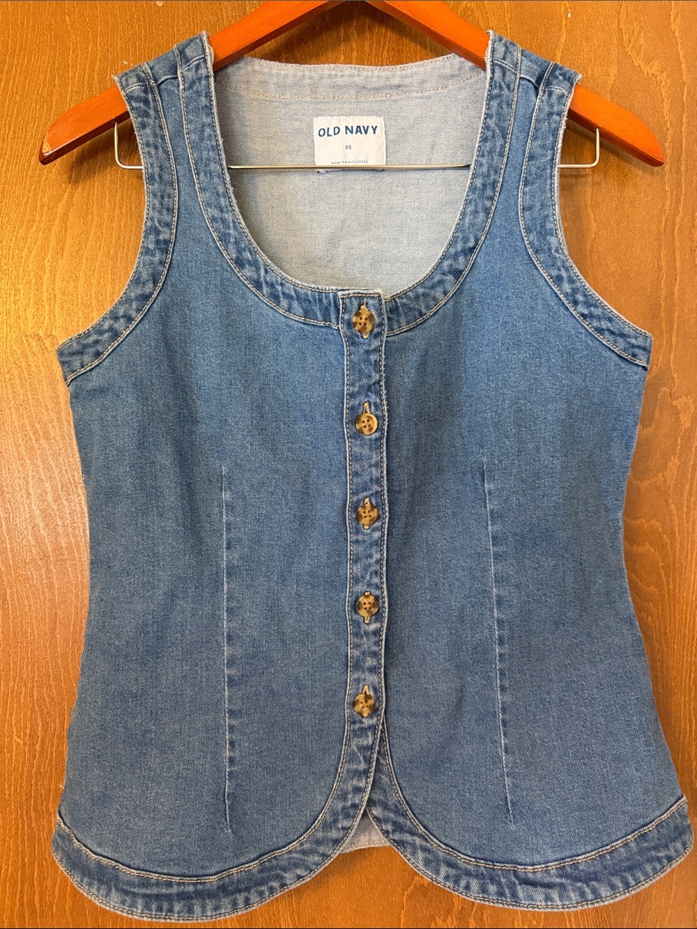 Old Navy Blue Denim Sleeveless Button-Front Tank